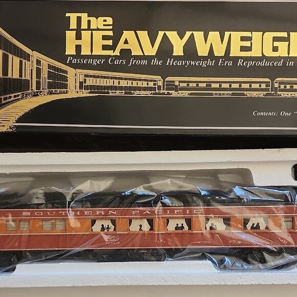 The Heavyweights Model Train Car - Daylight Diner - Picture 4 of 5